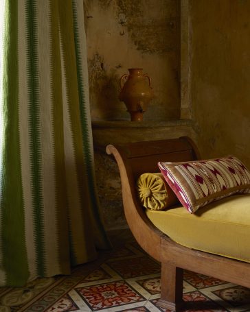 Manuel Canovas Spring Collection 2025